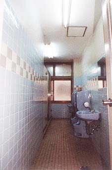 トイレの消臭　チャフウォール塗装
